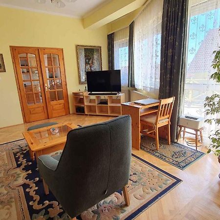 Apartment In Fonyod/Balaton 18580 エクステリア 写真