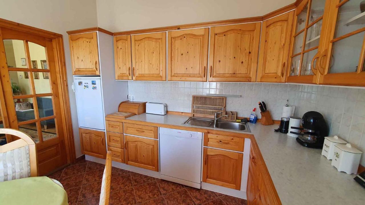 Apartment In Fonyod/Balaton 18580 エクステリア 写真