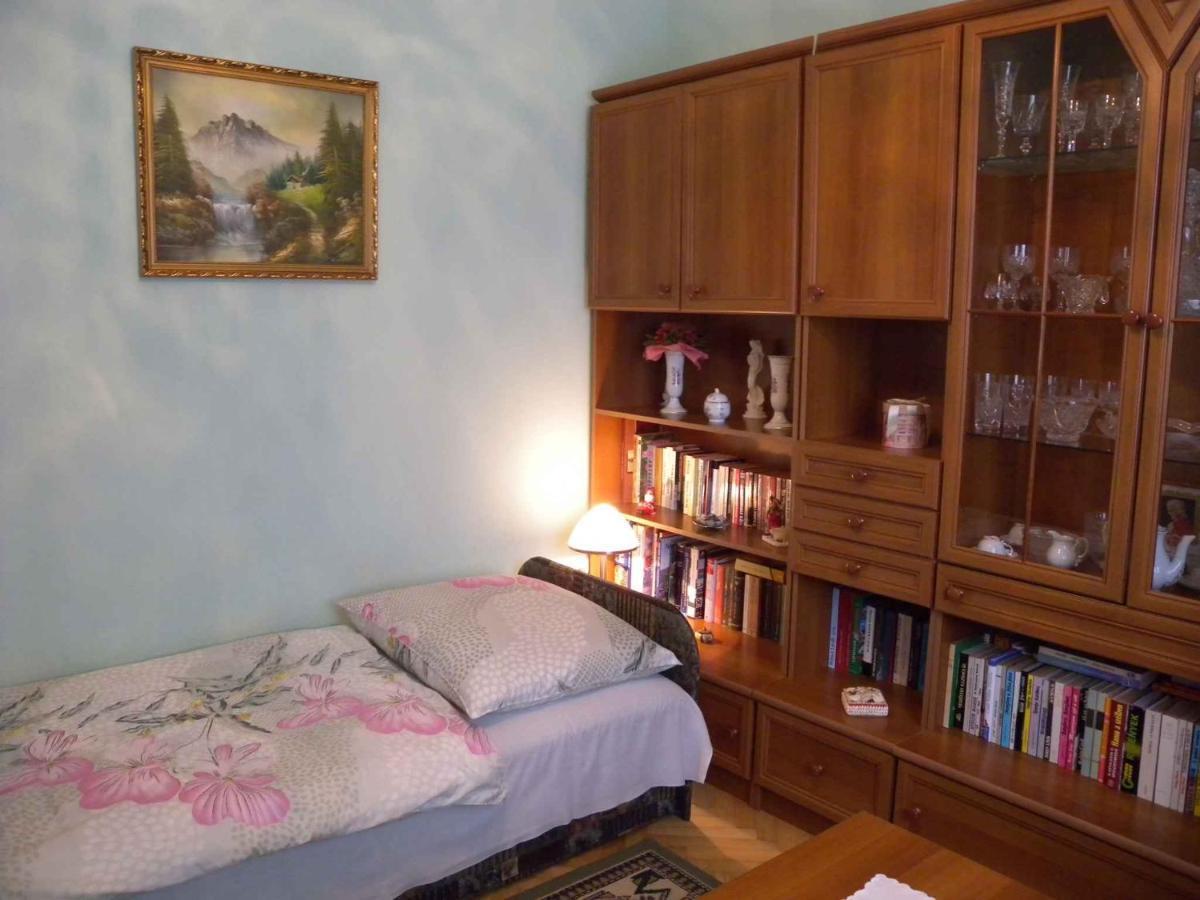 Apartment In Fonyod/Balaton 18580 エクステリア 写真