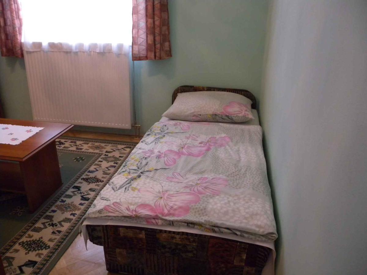 Apartment In Fonyod/Balaton 18580 エクステリア 写真